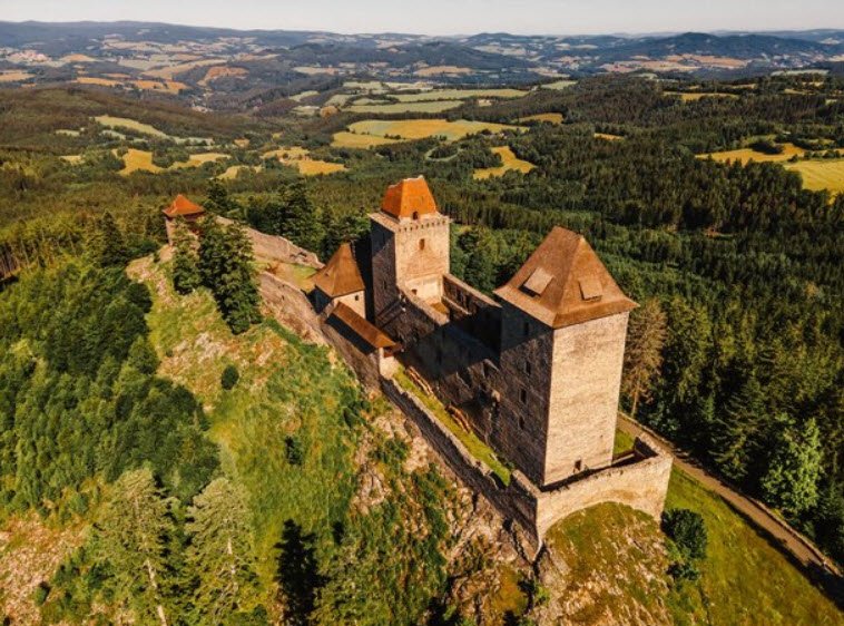 Castle Ruins Pustý Zámek, Dubá, Czech Republic (Czechia)